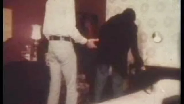Tốt nhất khiêu dâm, không giấy đăng ký  Một gọn gàng brunette để cho người sec gai dep đấm bóp đàn ông quái cô ấy hói âm đạo
