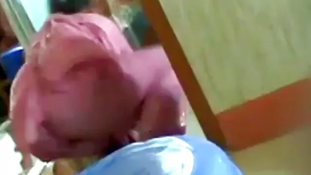 Tốt nhất khiêu dâm, không giấy đăng ký  Busty đĩ đã bị mắc kẹt trong một xem phim sec gai xinh cách thích hợp