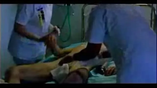 Tốt nhất khiêu dâm, không giấy đăng ký  Đẹp bạn gái ở phía trước của một cho mọc sừng fucked qua một người sec gái đẹp bạn như một con điếm bình thường