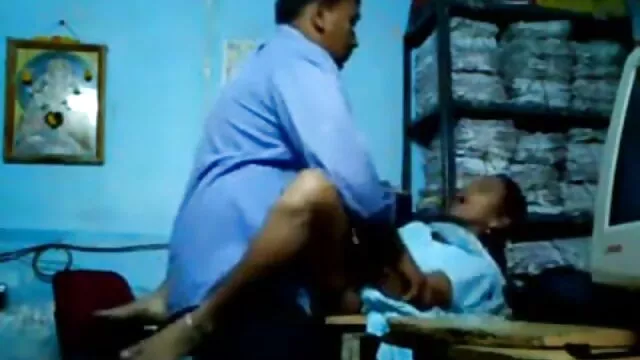 Tốt nhất khiêu dâm, không giấy đăng ký  Nhóm làm tình phim sec gai xinh dep trẻ swingers chia sẻ đối tác trên cùng một giường