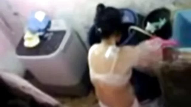 Tốt nhất khiêu dâm, không giấy đăng ký  Con đĩ cởi quần áo và chạm vào đũng quần đầy lông của mình bằng những xem phim sec gai dep ngón tay