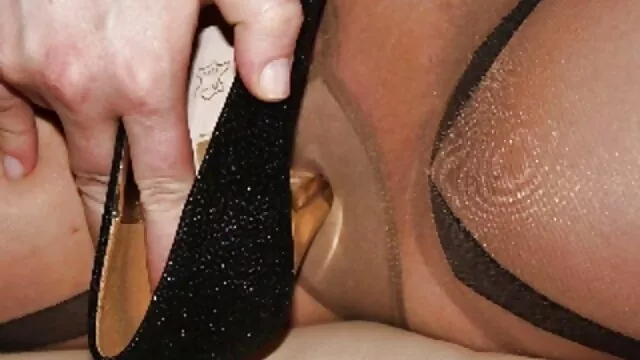 Tốt nhất khiêu dâm, không giấy đăng ký  Nóng lesbian tình dục của một bác fim sec gai xinh sĩ phụ khoa và một cô gái trẻ nga