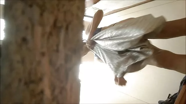 Tốt nhất khiêu dâm, không giấy đăng ký  Ngắn tóc brunette phim sec gai to trong vớ fucked qua hai chàng trên các đi văng