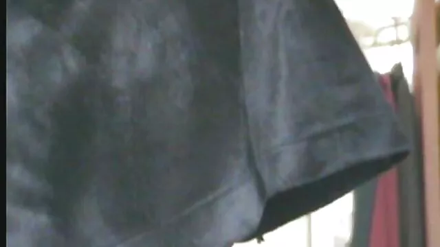 Tốt nhất khiêu dâm, không giấy đăng ký  Mẹ trong kính ngủ vì một handjob gai sec xi và để cho cậu bé quái mình